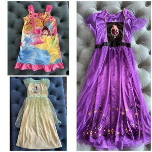 Disney Girls Princess Gown Pajama Bundle Frozen,  Princess & The Frog